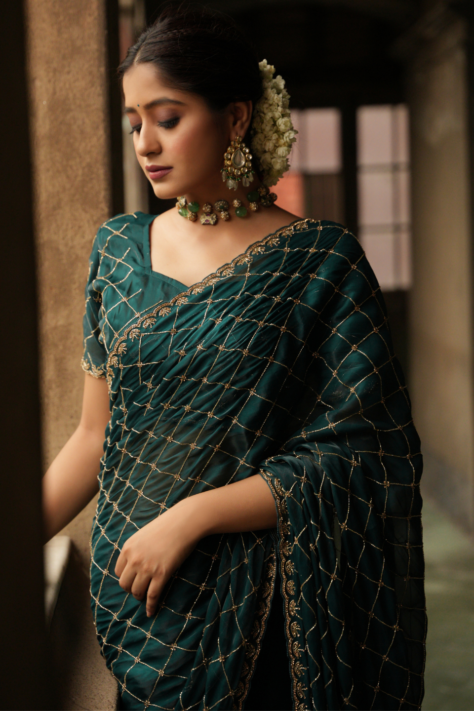 Oceanic Elegance: Turquoise Green Tissue Saree with Checks Jaal & Matdan-Zarkan Border